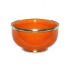 Künstlerische orange Schale mit rostfreier Metallumrandung
